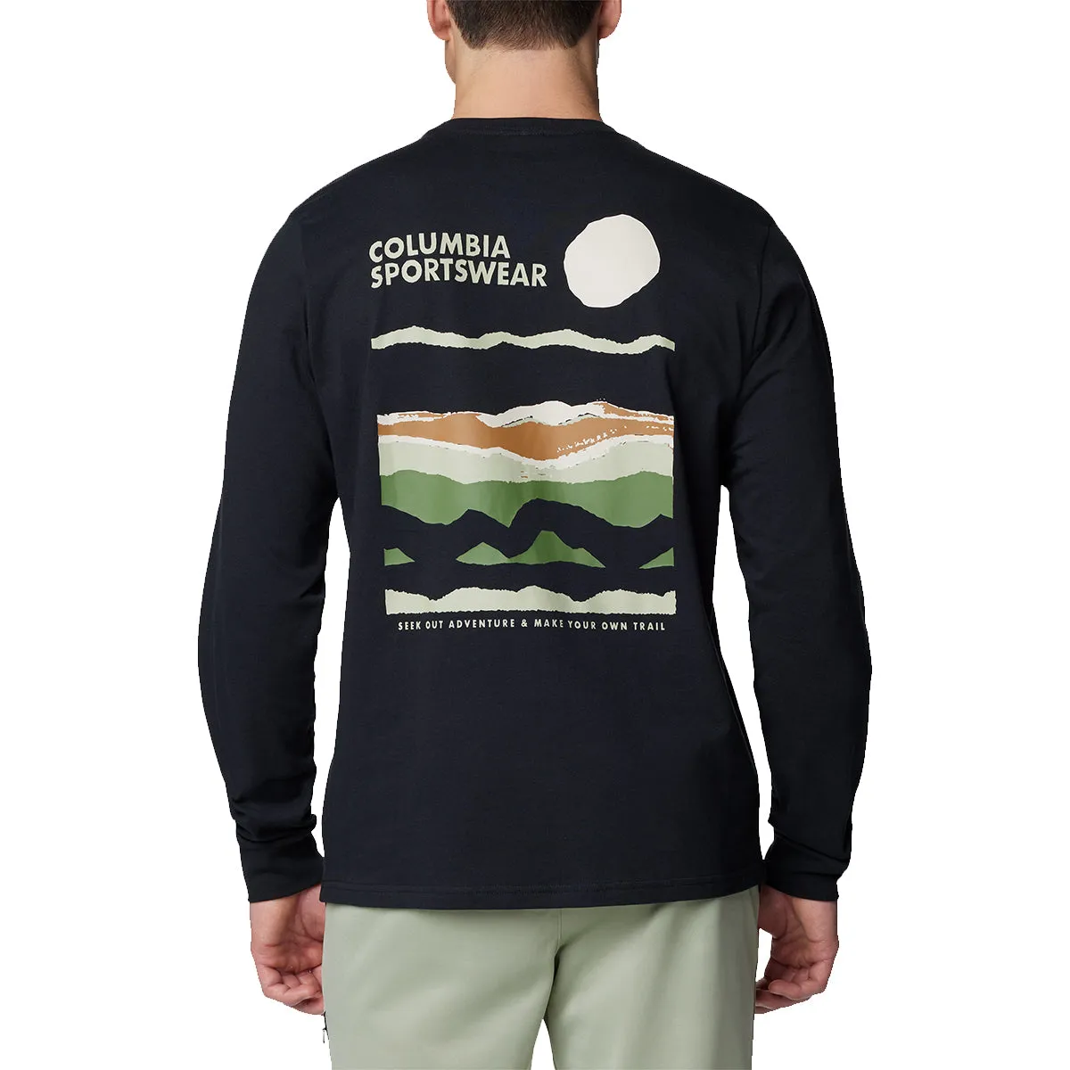 Explorers Canyon™ Long Sleeve T-Shirt  - Black