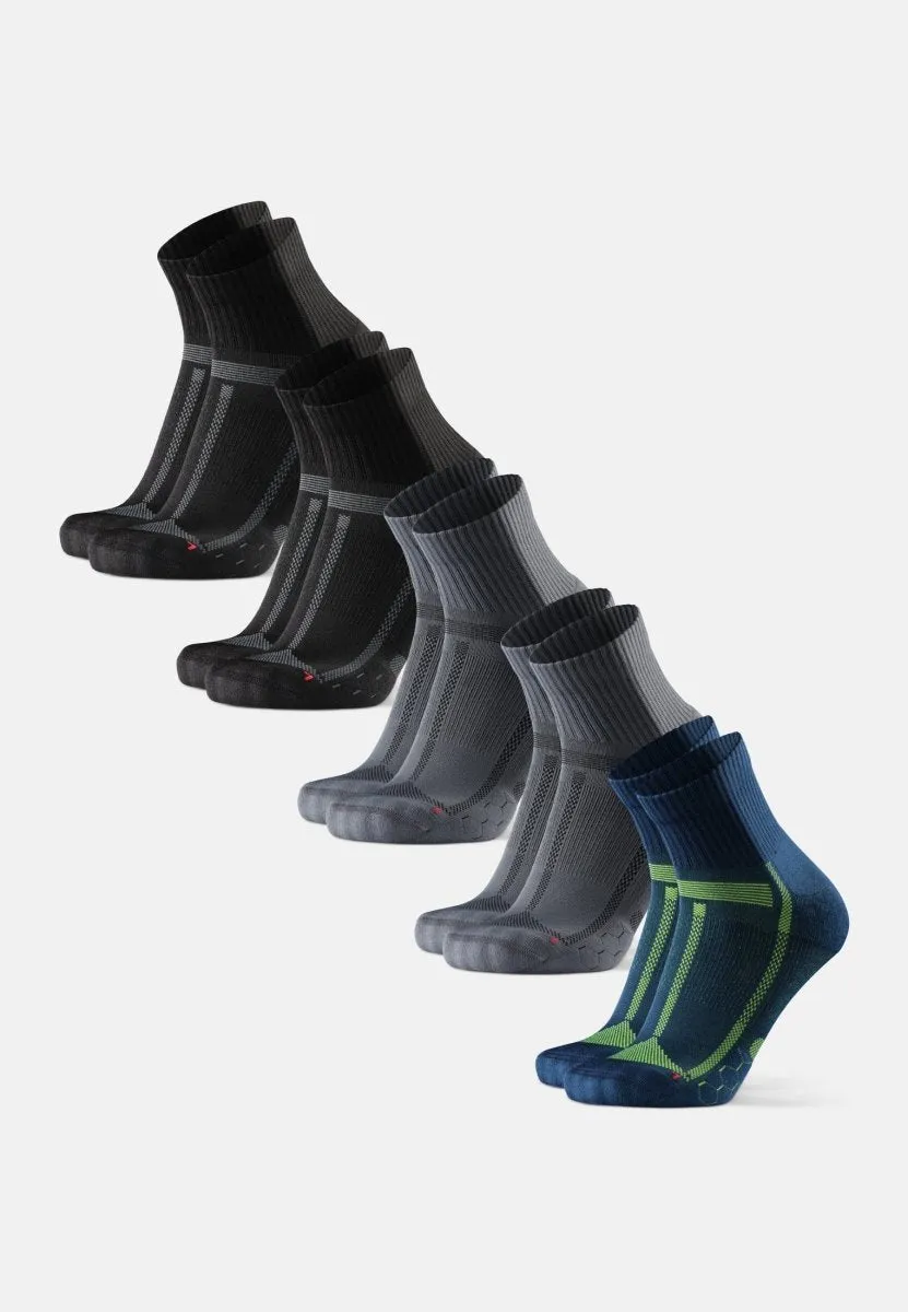 LONG-DISTANCE RUNNING SOCKS