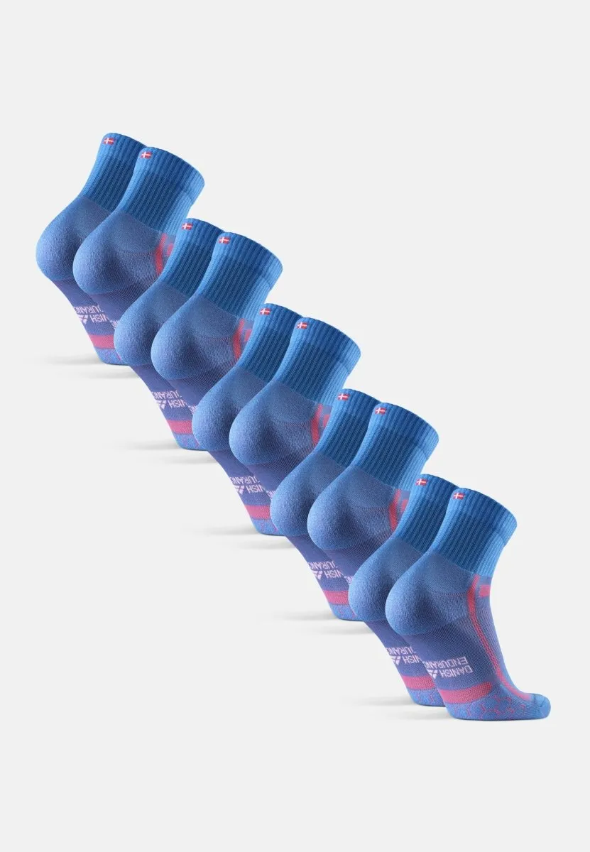 LONG-DISTANCE RUNNING SOCKS