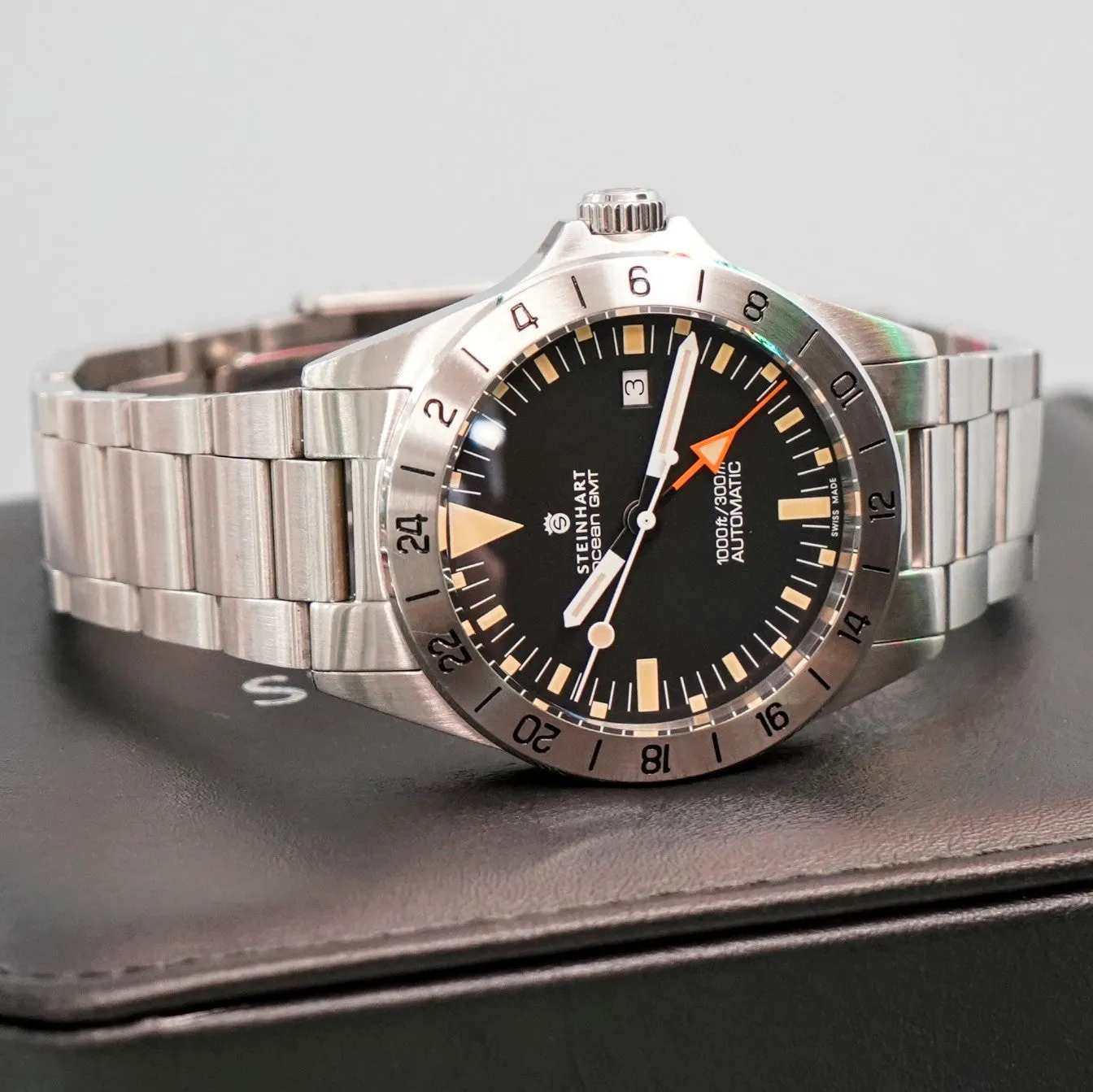 STEINHART Ocean One Vintage GMT Diver Watch Automatic Wristwatch SW330-2 - In Original Double BOX!