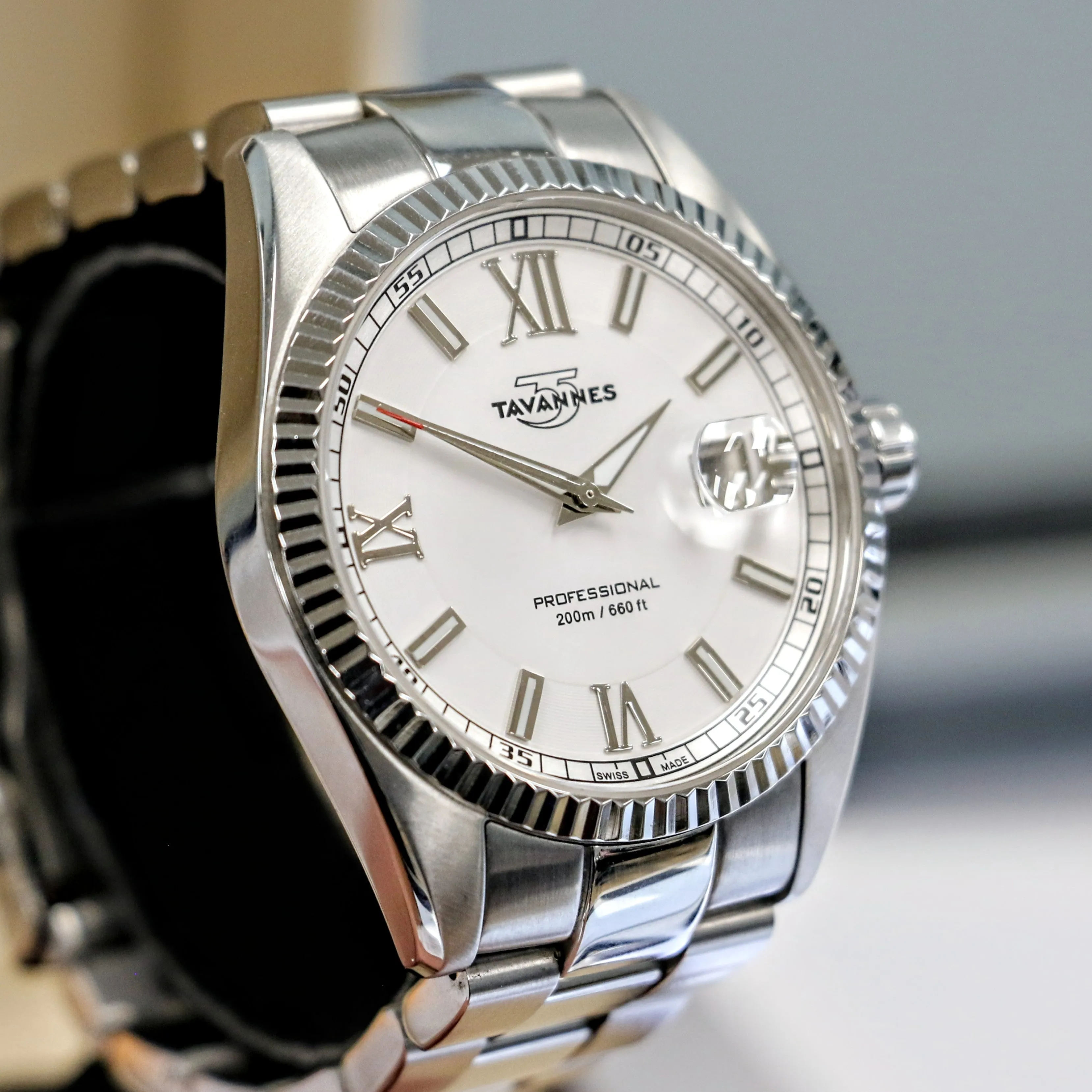 Tavannes Professional 200m/660ft Date Indicator - Q09.110/STS01 - Full Kit: Double Box, Papers, Extra Links