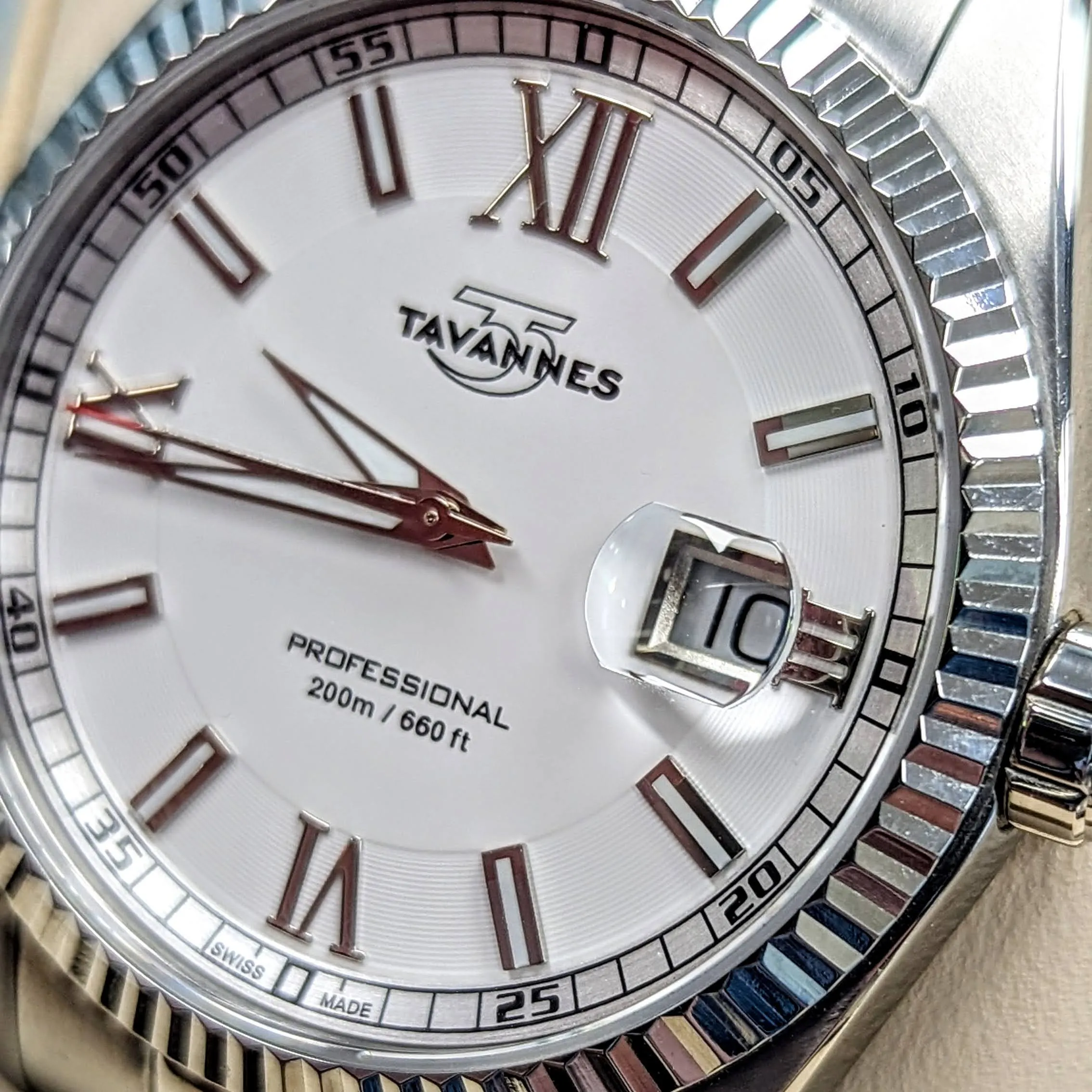 Tavannes Professional 200m/660ft Date Indicator - Q09.110/STS01 - Full Kit: Double Box, Papers, Extra Links