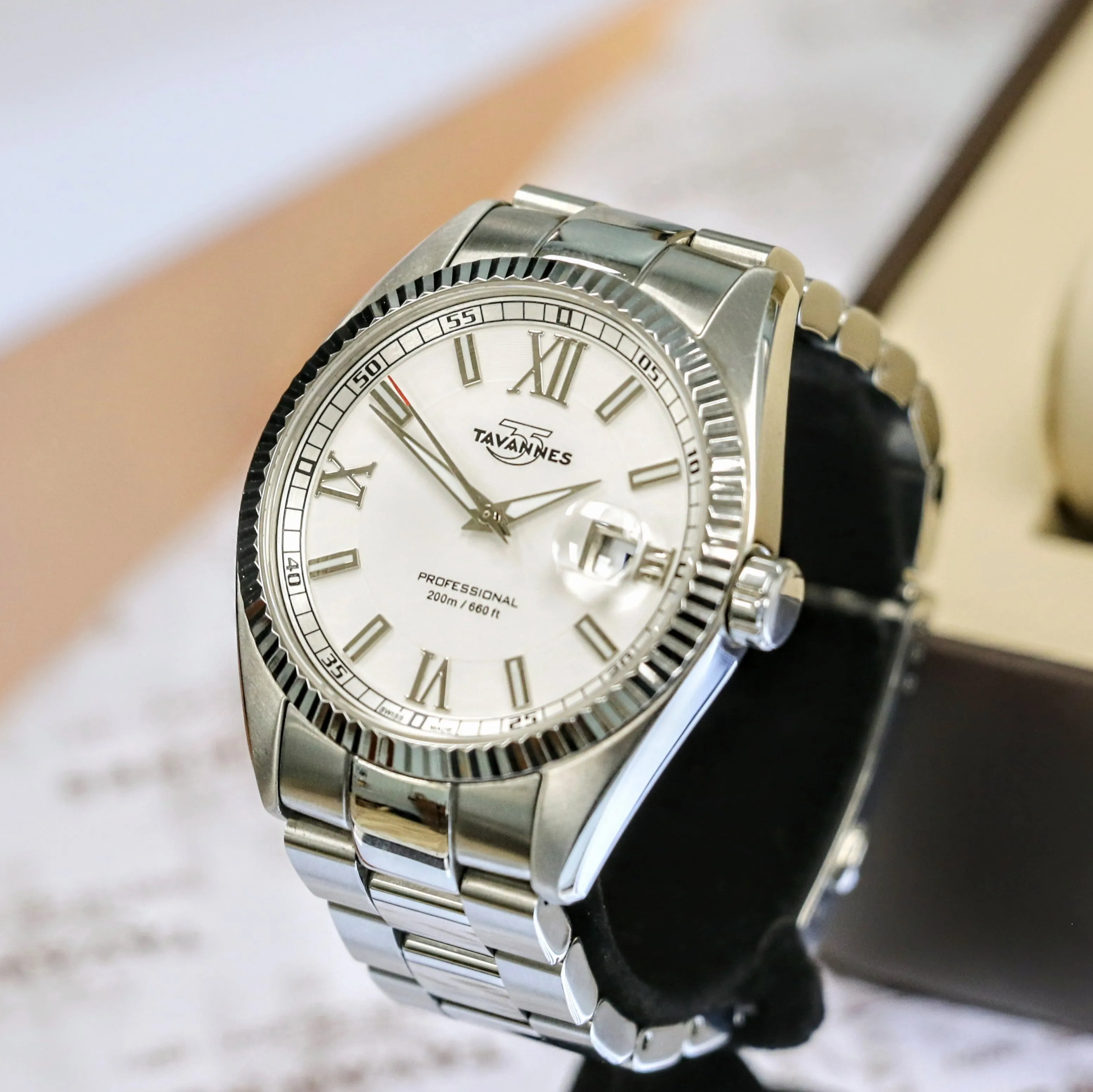 Tavannes Professional 200m/660ft Date Indicator - Q09.110/STS01 - Full Kit: Double Box, Papers, Extra Links
